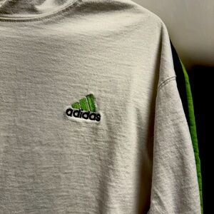 Vintage adidas XL boxy hoodie